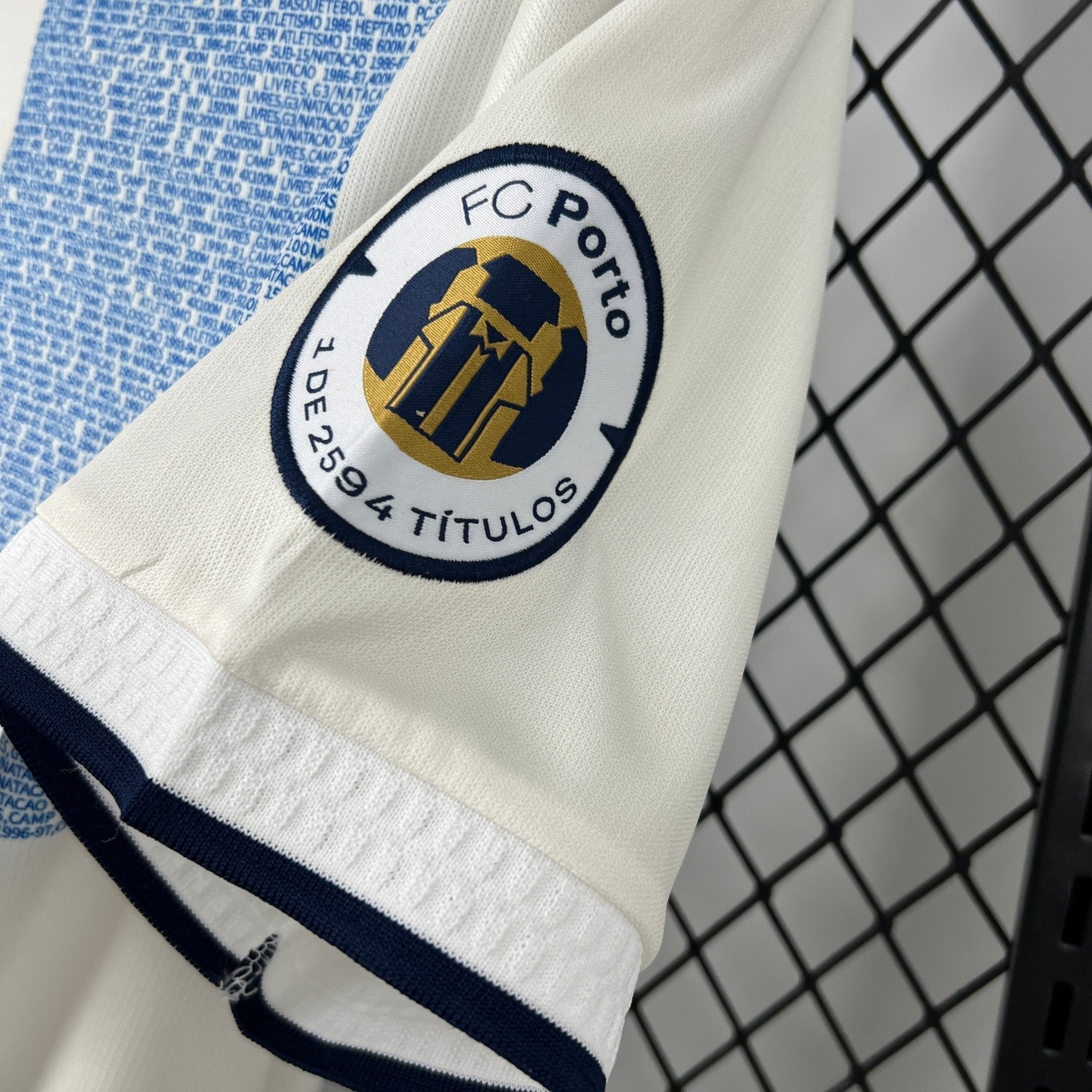 Camisola FC Porto Edição Especial Presidente dos Presidentes 2 UN Pronta Entrega - M | Camisola de Futebol - PrimeKits Club - Camisolas de Futebol