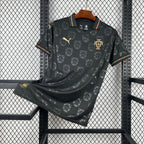 Camisola Portugal Edição Especial Pantera Negra Eusébio - S | Camisola de Futebol - PrimeKits Club - Camisolas de Futebol