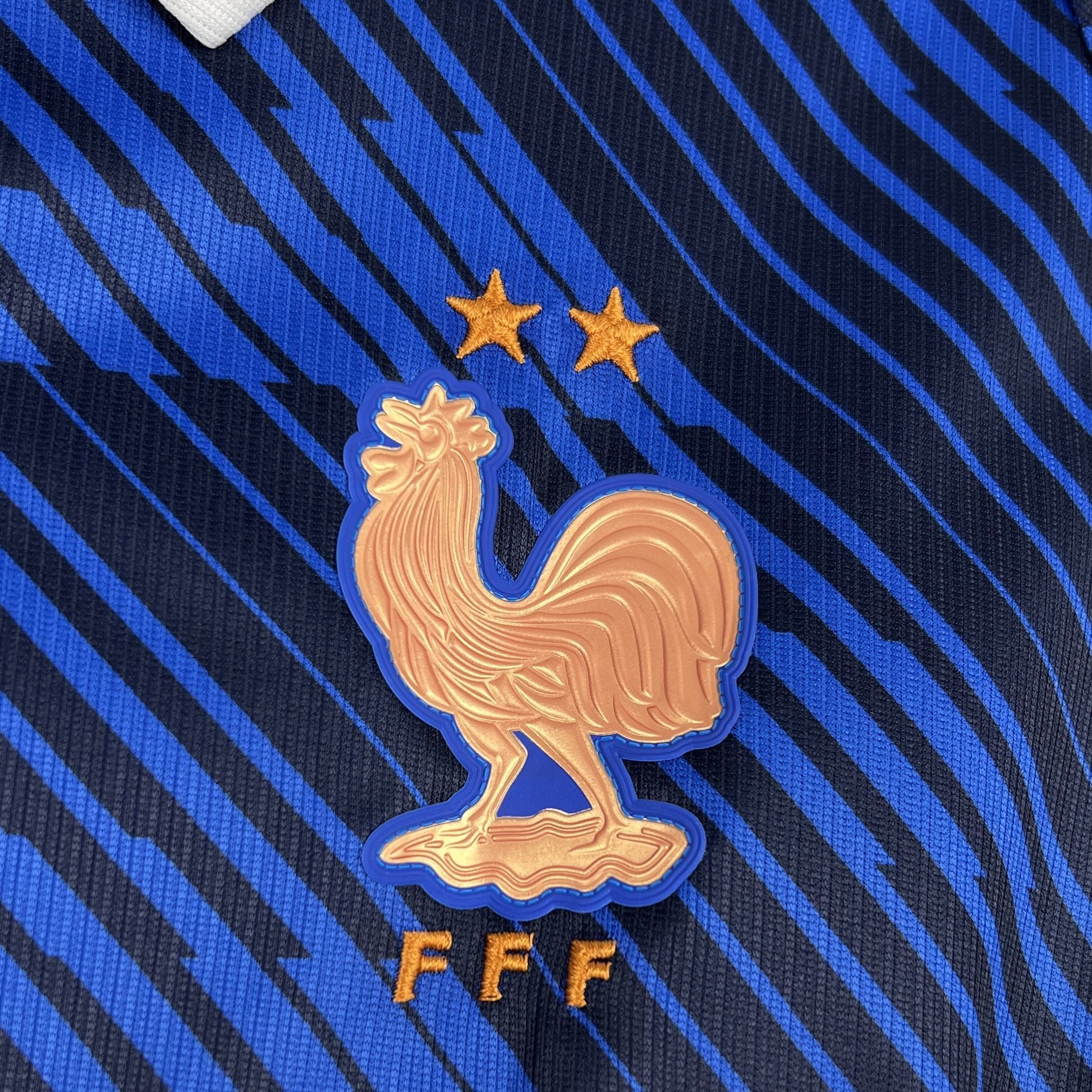 Camisola França Principal Copa do Mundo 2026 - S | Camisola de Futebol - PrimeKits Club - Camisolas de Futebol
