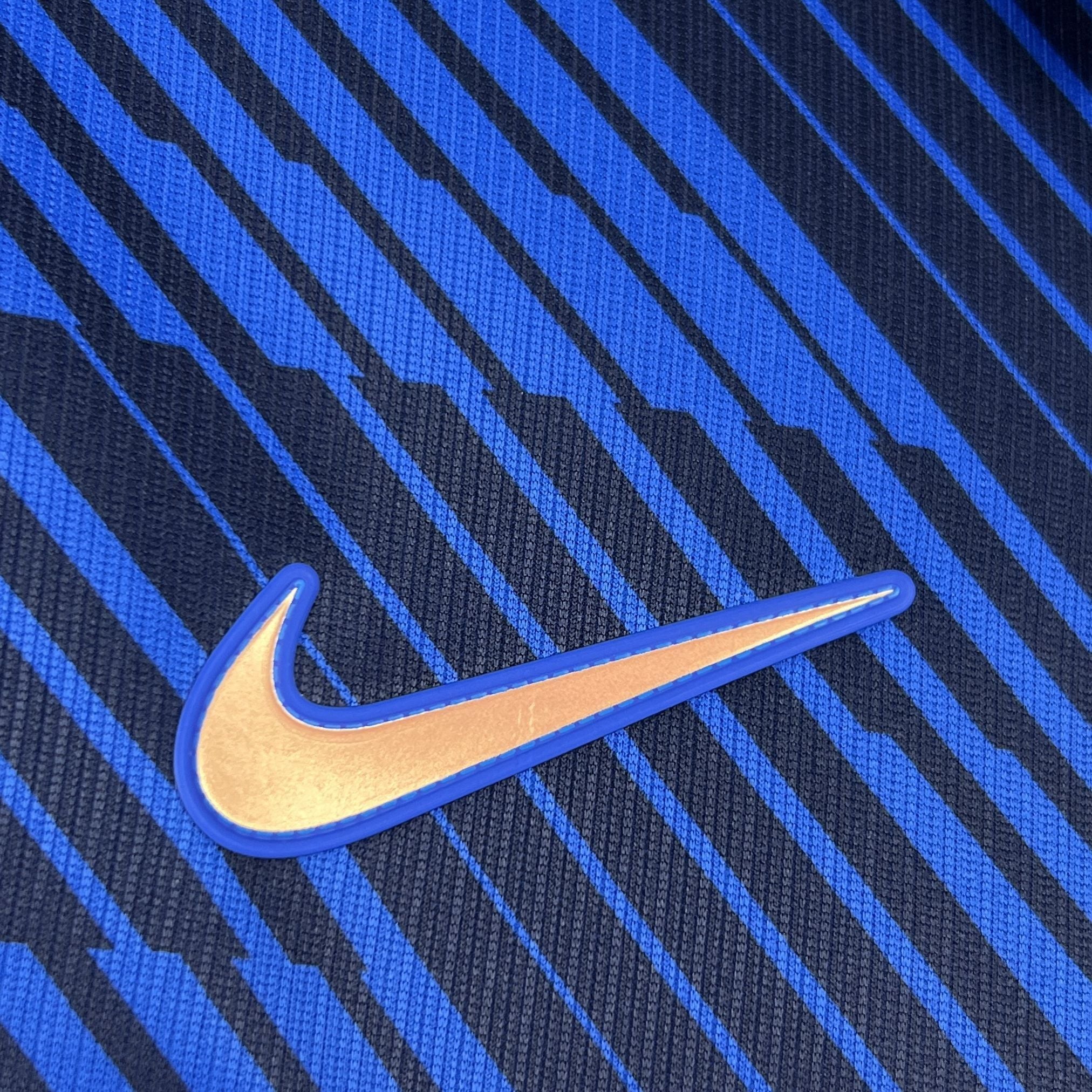 Camisola França Principal Copa do Mundo 2026 - S | Camisola de Futebol - PrimeKits Club - Camisolas de Futebol