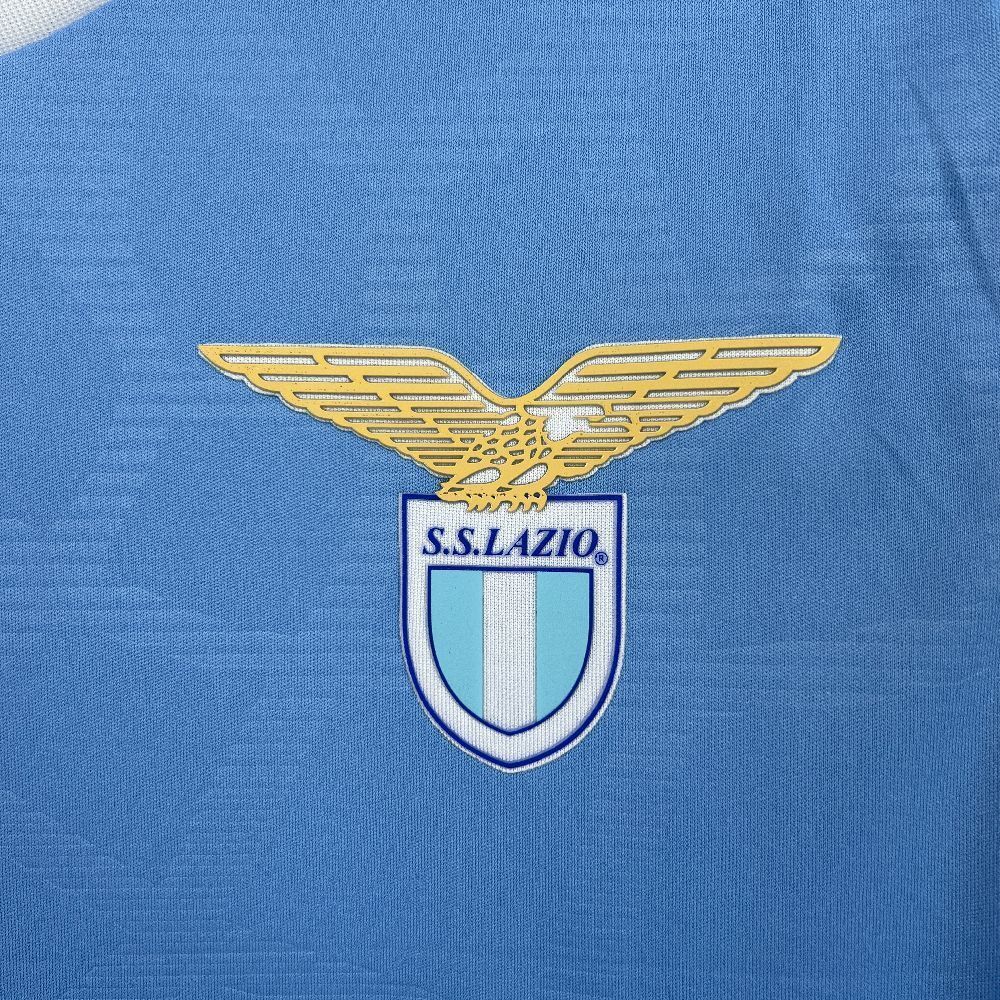 Camisola Lazio Principal 2025/26 - S | Camisola de Futebol - PrimeKits Club - Camisolas de Futebol