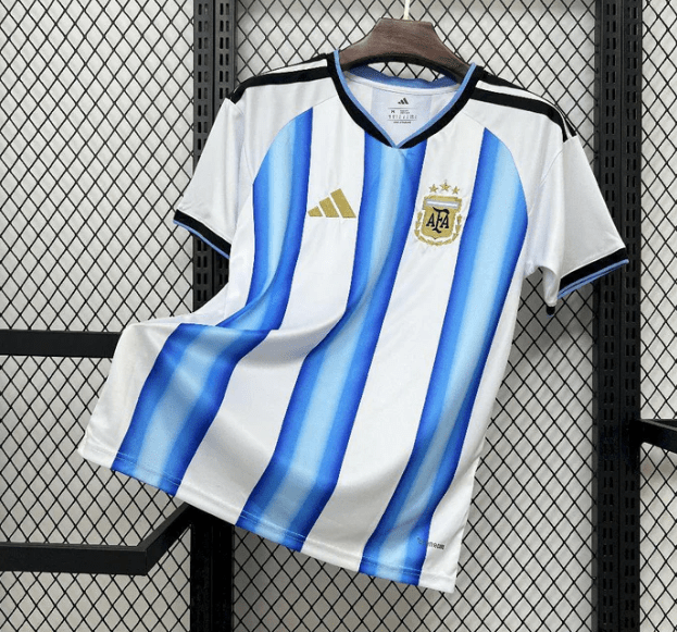 Camisola Argentina Principal Copa do Mundo 2026 - S | Camisola de Futebol - PrimeKits Club - Camisolas de Futebol