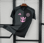 Camisola Inter Miami Alternativa 2025/26 - S | Camisola de Futebol - PrimeKits Club - Camisolas de Futebol