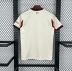 Camisola Liverpool Alternativa 2025/26 - S | Camisola de Futebol - PrimeKits Club - Camisolas de Futebol