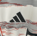 Camisola Bayern Munich Alternativa 2025/26 - S | Camisola de Futebol - PrimeKits Club - Camisolas de Futebol