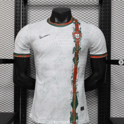 Camisola Portugal Edição Especial Copa do Mundo 2026 (Versão Jogador) - S | Camisola de Futebol - PrimeKits Club - Camisolas de Futebol