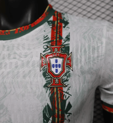 Camisola Portugal Edição Especial Copa do Mundo 2026 (Versão Jogador) - S | Camisola de Futebol - PrimeKits Club - Camisolas de Futebol