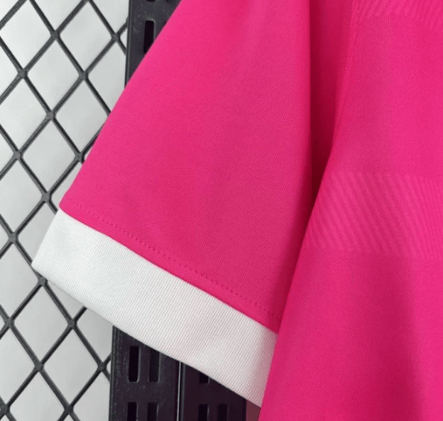 Camisola Sporting CP Rosa Outubro - S | Camisola de Futebol - PrimeKits Club - Camisolas de Futebol
