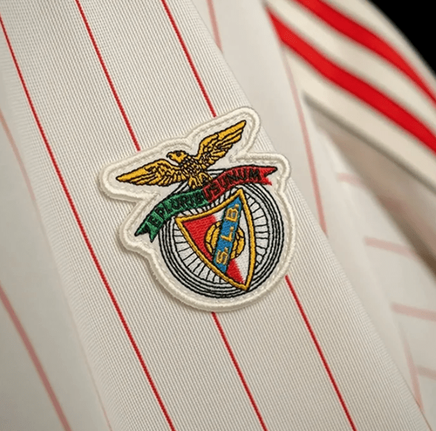 Camisola SL Benfica Retro Benfica X Adidas Originals Icon 2025/26 - S | Camisola de Futebol - PrimeKits Club - Camisolas de Futebol