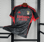 Camisola SL Benfica Edição Especial II 2026/27 - S | Camisola de Futebol - PrimeKits Club - Camisolas de Futebol