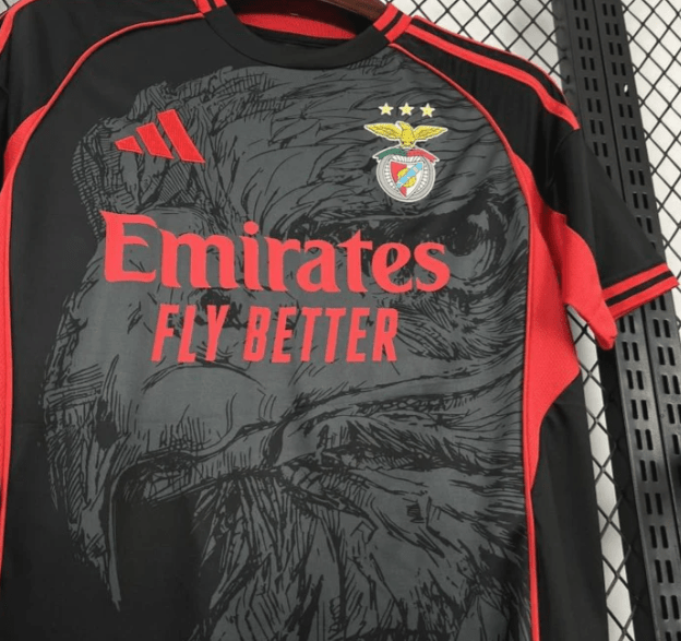 Camisola SL Benfica Edição Especial II 2026/27 - S | Camisola de Futebol - PrimeKits Club - Camisolas de Futebol