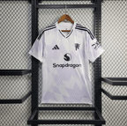 Camisola Manchester United Alternativa 2025/26 - S | Camisola de Futebol - PrimeKits Club - Camisolas de Futebol