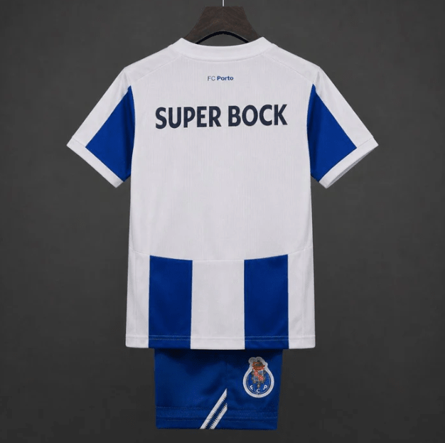 Conjunto Infantil FC Porto Principal 2026/27 - 16 | Camisola de Futebol - PrimeKits Club - Camisolas de Futebol