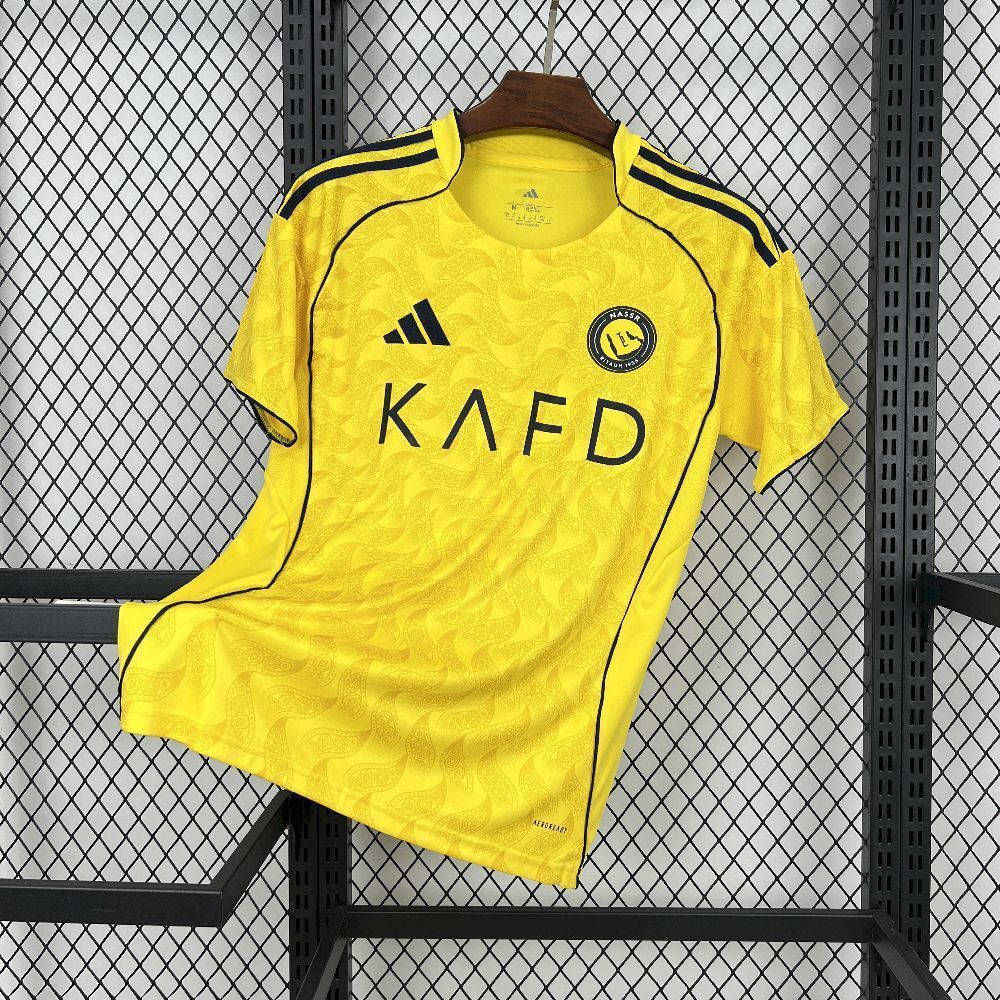 Camisola Al Nassr Principal 2025/26 - S | Camisola de Futebol - PrimeKits Club - Camisolas de Futebol