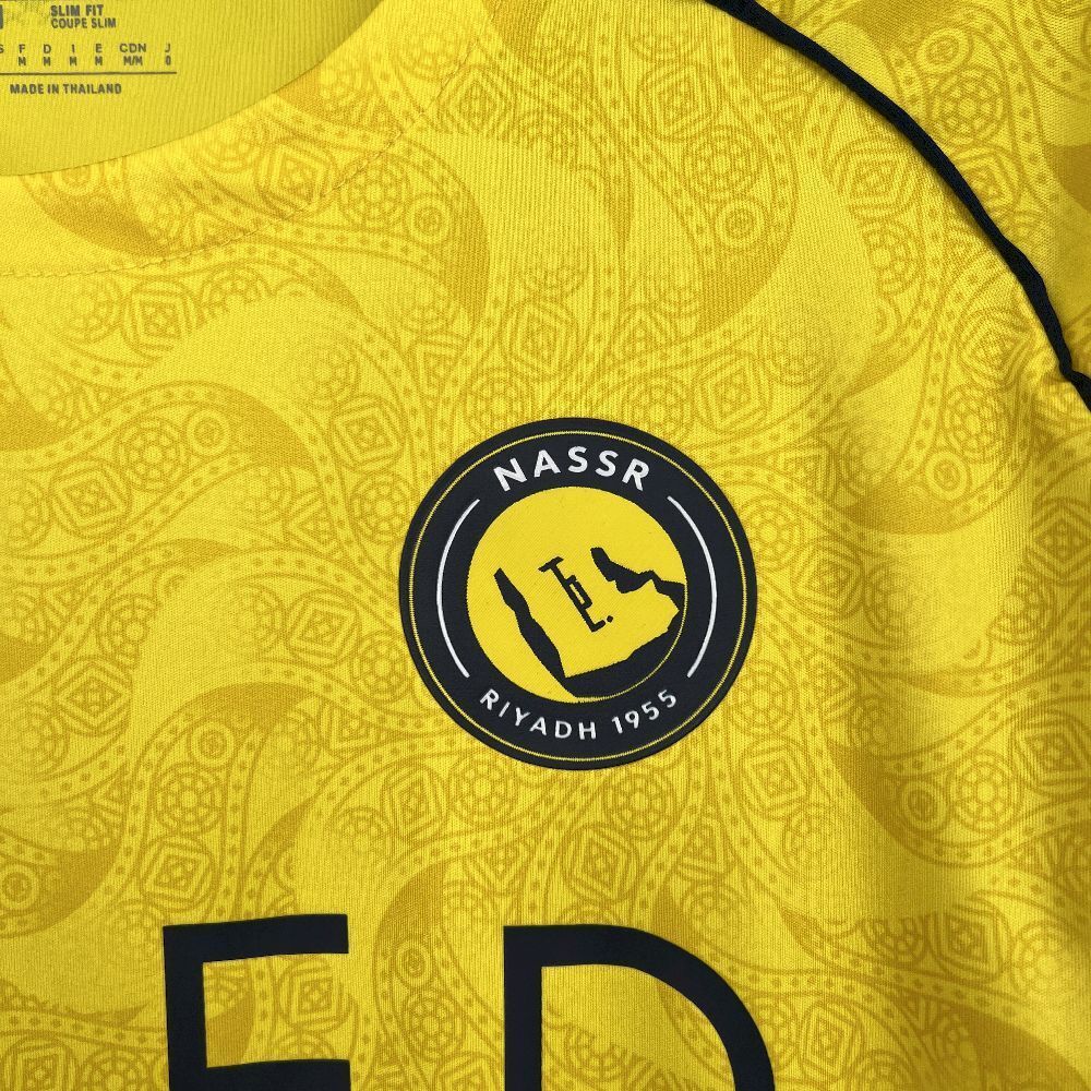 Camisola Al Nassr Principal 2025/26 - S | Camisola de Futebol - PrimeKits Club - Camisolas de Futebol