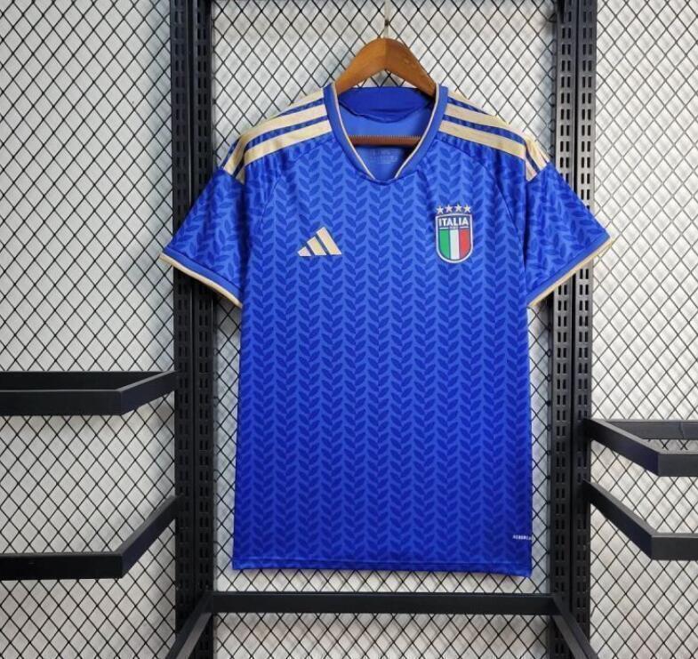 Camisola Itália Principal Copa do Mundo 2026 - S | Camisola de Futebol - PrimeKits Club - Camisolas de Futebol