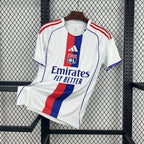 Camisola Lyon Principal 2025/26 - S | Camisola de Futebol - PrimeKits Club - Camisolas de Futebol