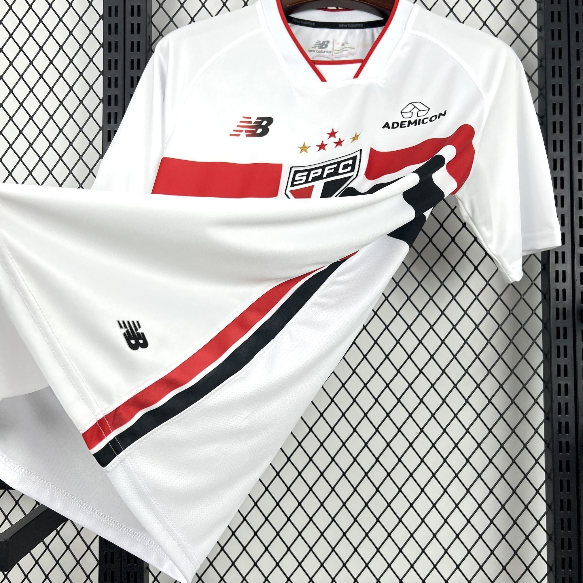 Camisola São Paulo Principal 2026/27 - S | Camisola de Futebol - PrimeKits Club - Camisolas de Futebol