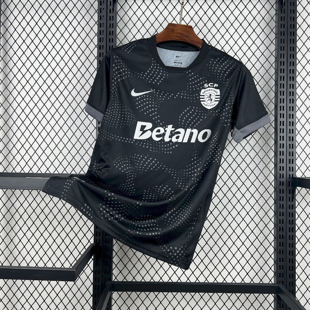 Camisola Sporting CP Alternativa II 25/26 - S | Camisola de Futebol - PrimeKits Club - Camisolas de Futebol