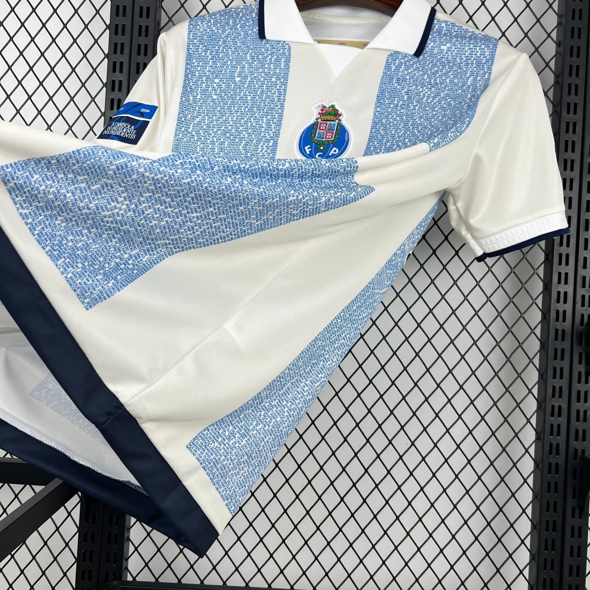 Camisola FC Porto Edição Especial Presidente dos Presidentes 2 UN Pronta Entrega - M | Camisola de Futebol - PrimeKits Club - Camisolas de Futebol