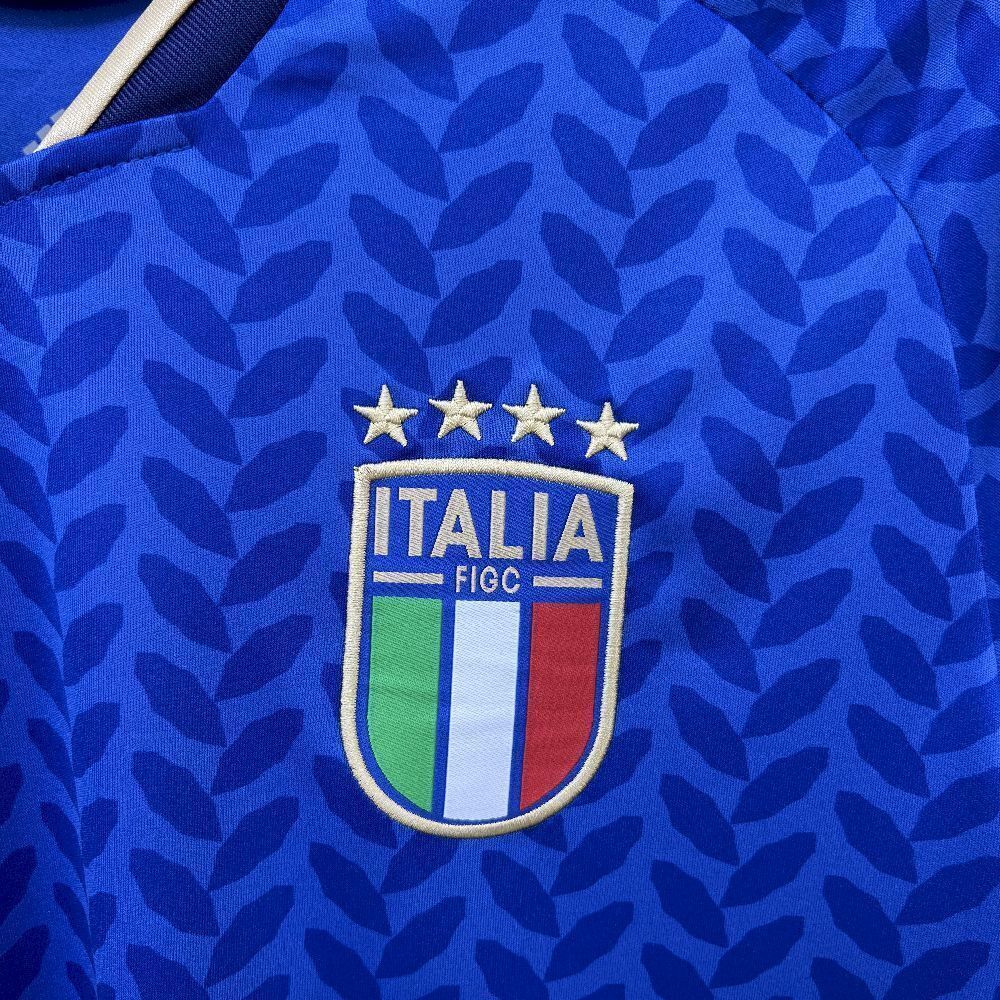 Camisola Itália Principal Copa do Mundo 2026 - S | Camisola de Futebol - PrimeKits Club - Camisolas de Futebol